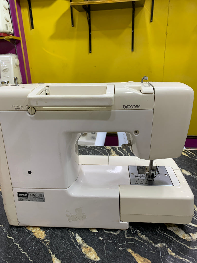 Japani sewing machine