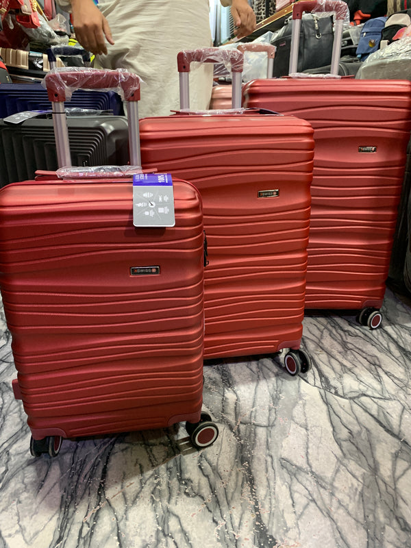 "Unbreakable Quality: Shop the Best Luggages at Our Store"